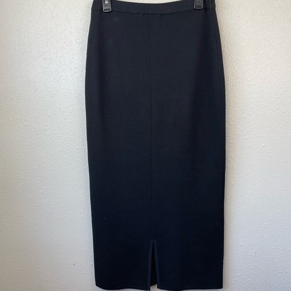 Preview Collections Black Wool Skirt Size M EUC - Picture 4 of 6